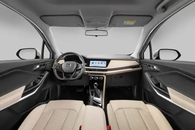 Changan CS15 - miniature 6
